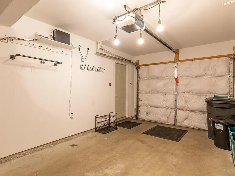 204 Washington St #3 — Photo 24