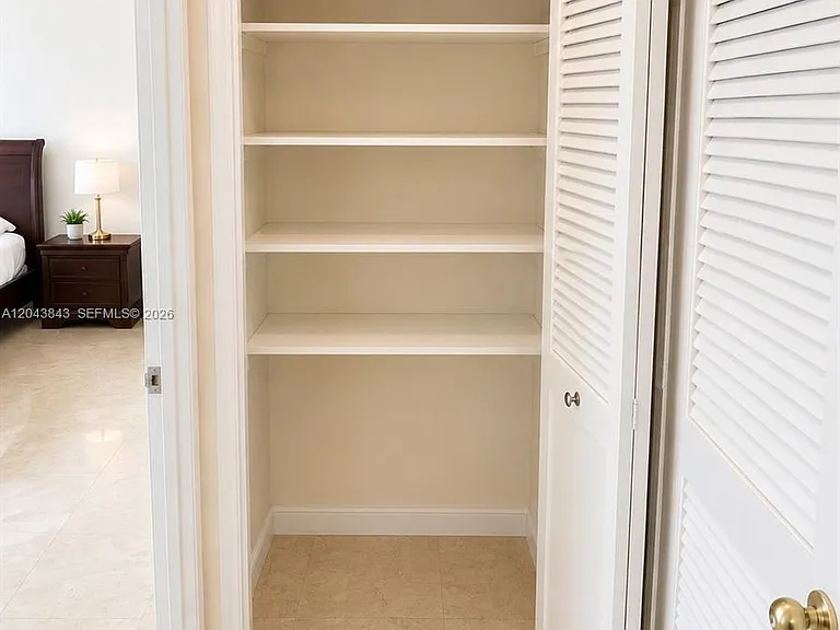 5255 Collins Ave #7B — Photo 22