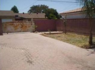 8718 Mines Ave, Pico Rivera, CA 90660