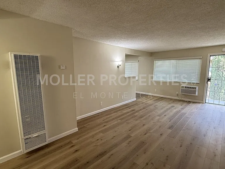 Baldwin Park 3229 — Photo 4