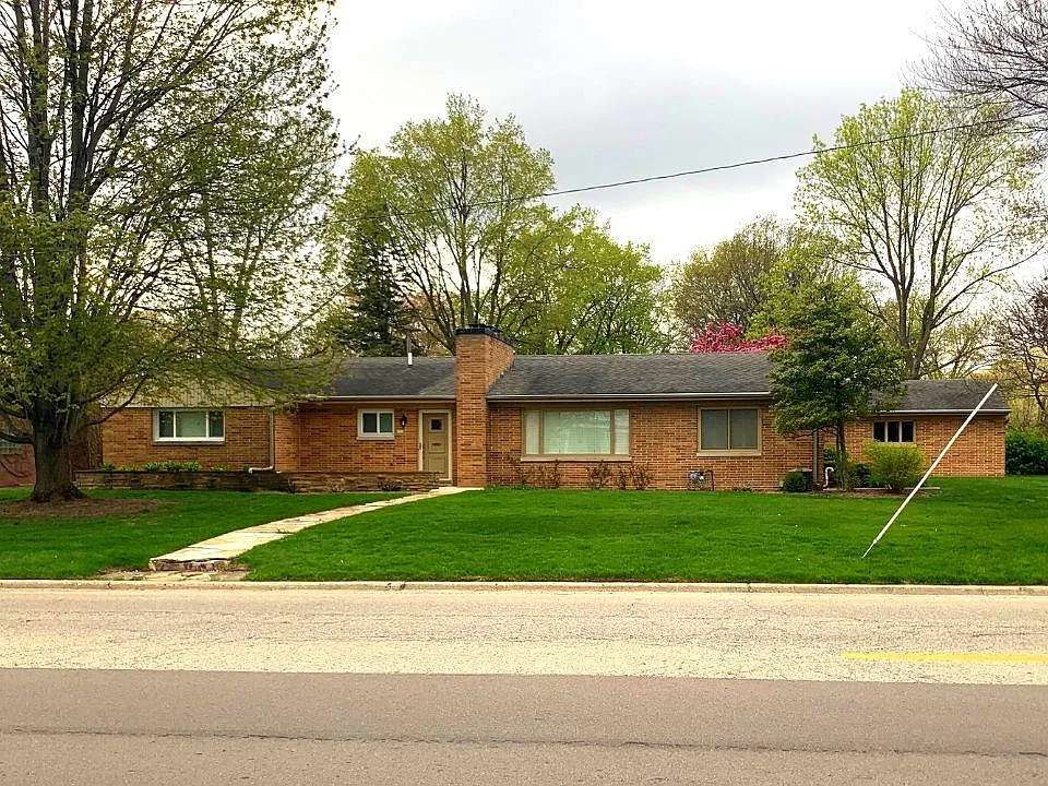 901 S Mercer Ave photo 1