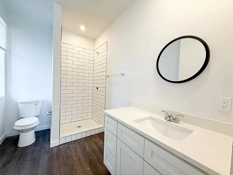 71 Perrin St #3 — Photo 10