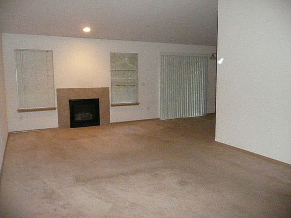 4th image of 17217 2nd Street Kp N