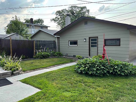 4th image of 3808 W 5th St