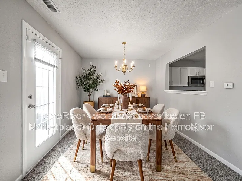 3 bed, 2.5 bath, 1759 sqft, $1,925 — Photo 4
