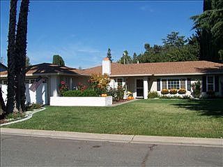 1st image of 1415 Thomas Dr