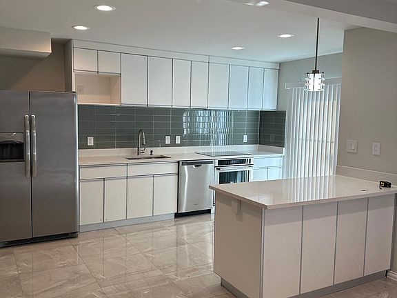 2nd image of 8907 Tronewood Dr #B