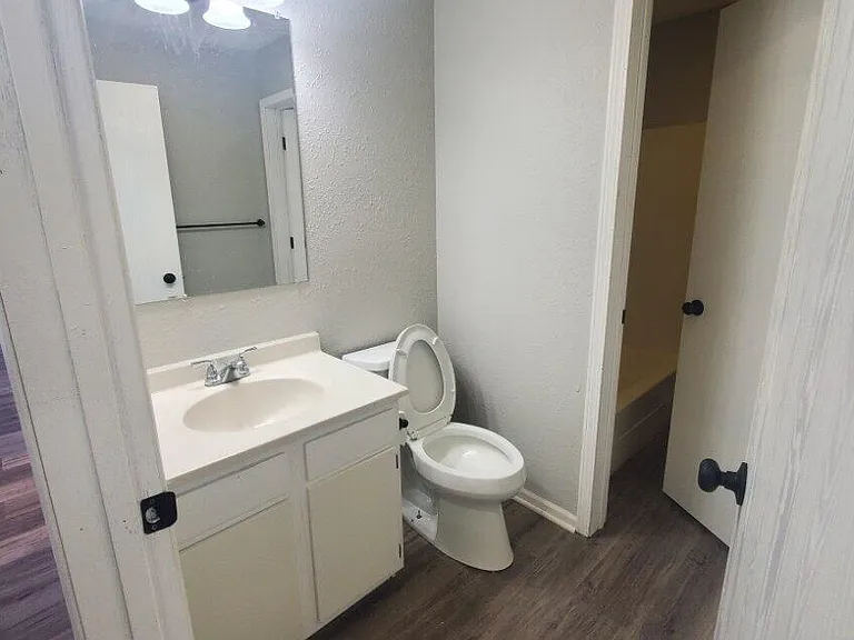 2024 N Section St — Photo 9