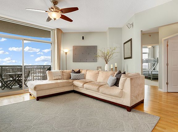 5th image of 1134 W Granville Ave APT 1109