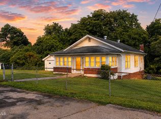 273 Joyce Parsons Dr, Pennington Gap, VA 24277
