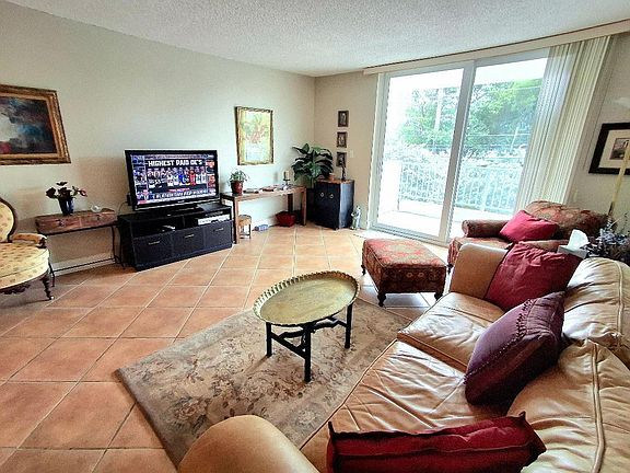 4th image of 1421 S Ocean Boulevard #206
