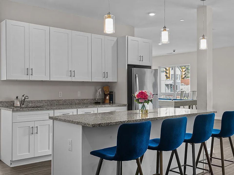 1st image of 71 Connecticut Ave #84eb638cc