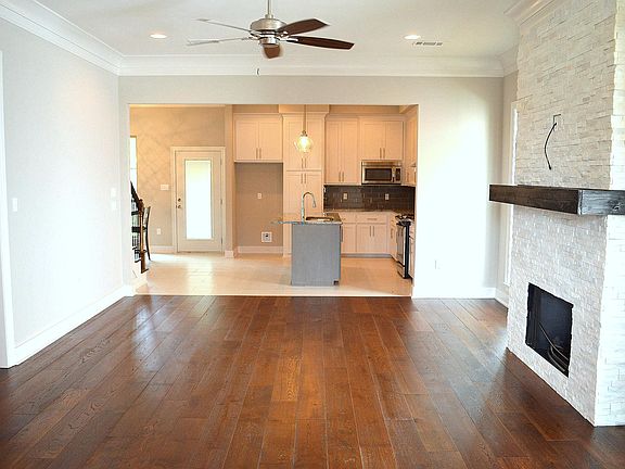 3rd image of 12412 N. Stumberg Villas Ct.