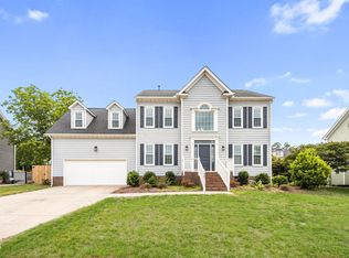 907 Newington Way, Apex, NC 27502