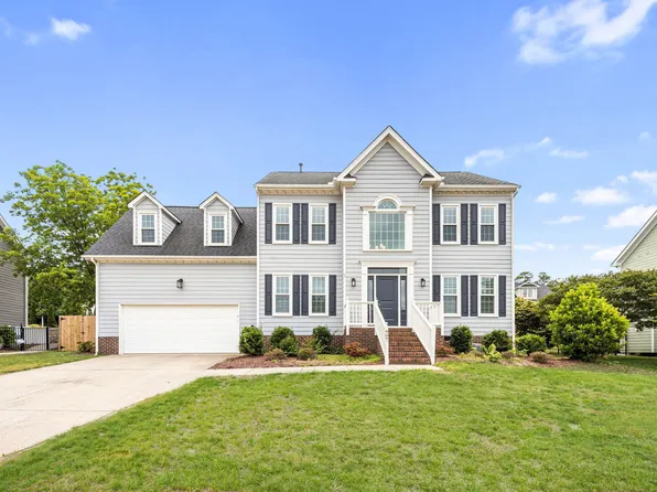 907 Newington Way, Apex, NC 27502