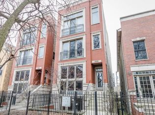 2220 N Seeley Ave #1, Chicago, IL 60647