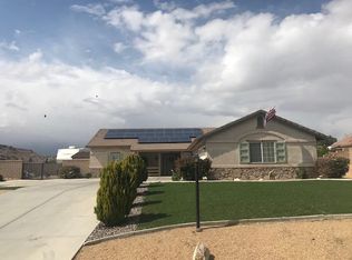 15327 Lookout Rd, Apple Valley, CA 92307