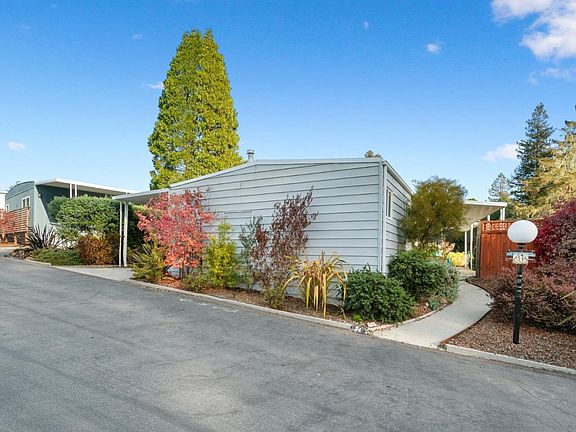 2nd image of 34 Knollwood Dr #34