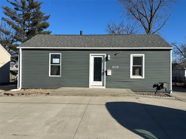 2113 E 21st St, Des Moines, IA 50317