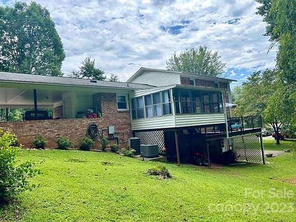 3rd image of 2321 Lakeside Terrace Cir SE