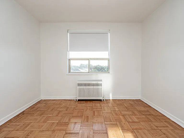 31 Paxtonia Blvd #50125B-302 — Photo 8
