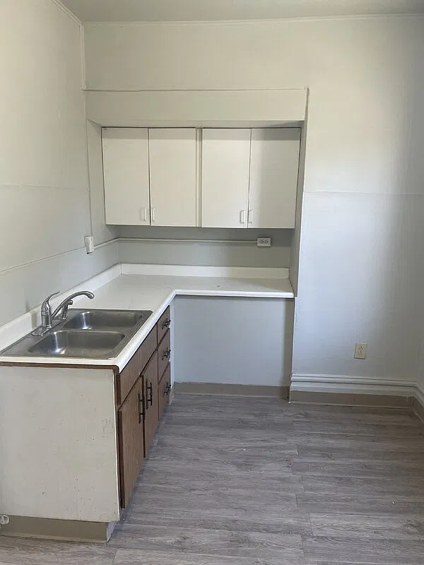 1 bed, 1.0 bath, 600 sqft, $750 — Photo 2