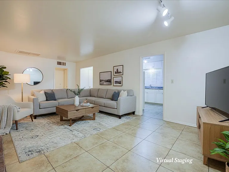 6260 E 2nd St — Photo 5