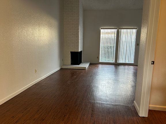 4th image of 3508 Dragoo Park Dr APT 4