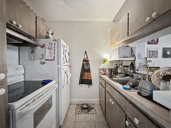 3rd image of 7155 Miami Lakes Dr APT P16