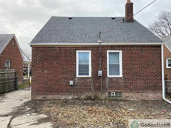 3rd image of 8490 Westwood St
