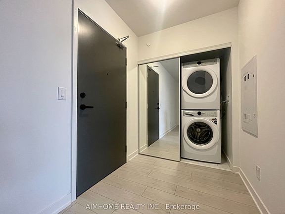 4th image of 2033 Kennedy Rd #610