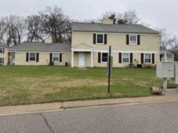 3233 Northfield Ct, Lake Orion, MI 48360