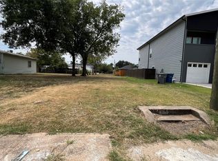2010 Morris St, Dallas, TX 75212