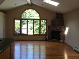 143 Pineview Ave, Bardonia, NY 10954