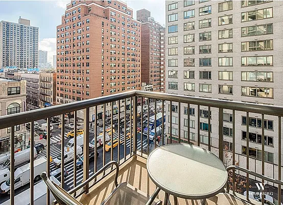 Rented by Warburg | media 11