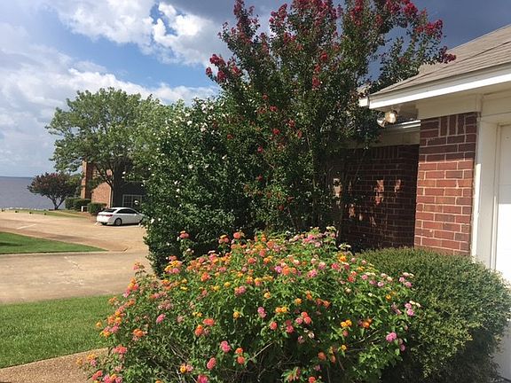 3rd image of 434 Woodlake Ln Lot 11