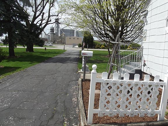 3rd image of 425 N Warpole St
