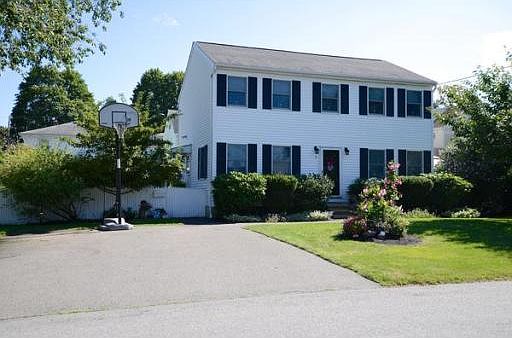 1st image of 4 Margin Street Ct