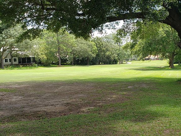 4th image of 223 Molokai Vlg Building F