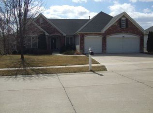128 Timber Trace Xing, Wentzville, MO 63385