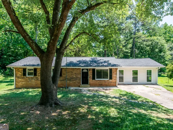 7096 Brook St, Lithia Springs, GA 30122