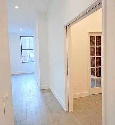 4th image of 28 E 14th St APT 4B