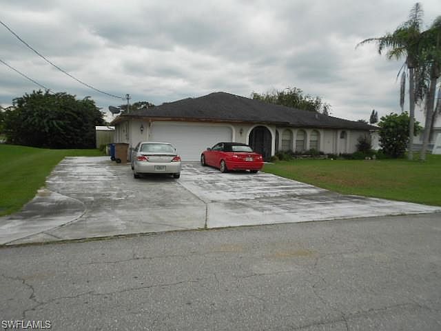 1st image of 2517 Lakeview Dr
