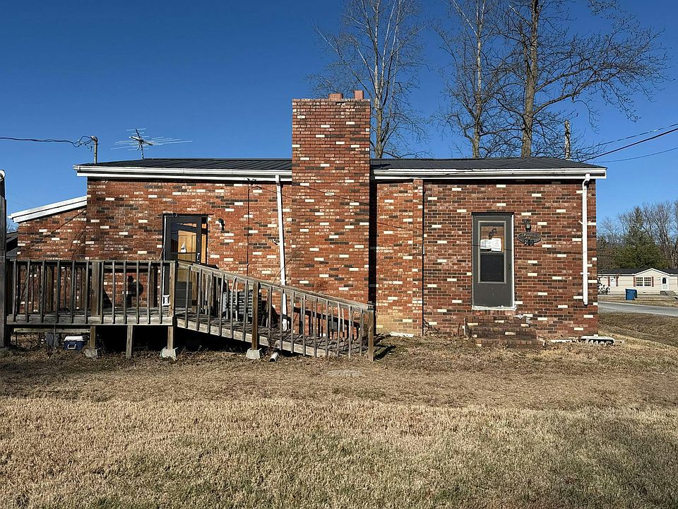 1st image of 211 N Seba St