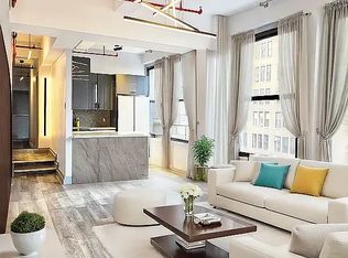 214 W 30th St APT 6, New York, NY 10001