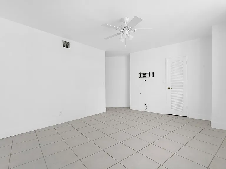 3725 S Ocean Dr #1215 — Photo 10