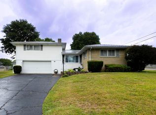 99 Ohio Ave, Jackson, OH 45640