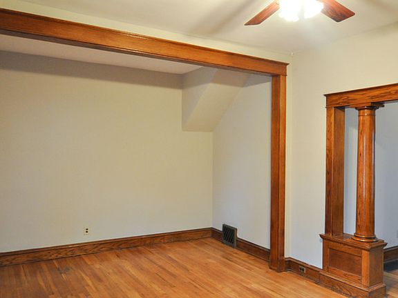 4th image of 3623 Central St