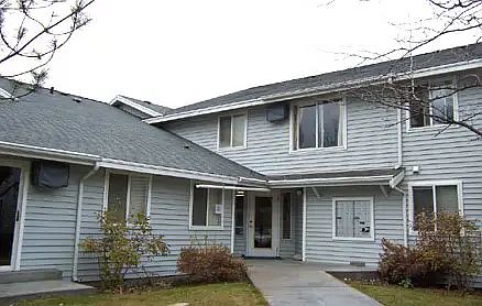 1st image of 515 S Tonasket Ave #1