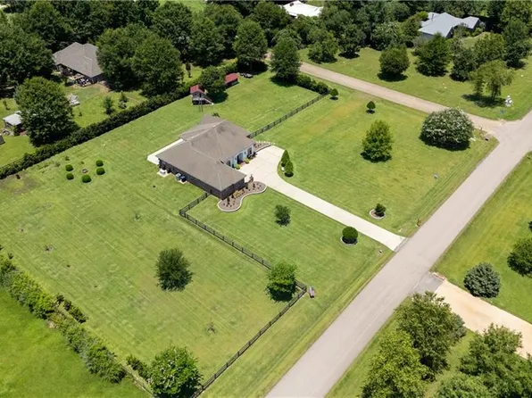 197 Orleans Ave, Folsom, LA 70437